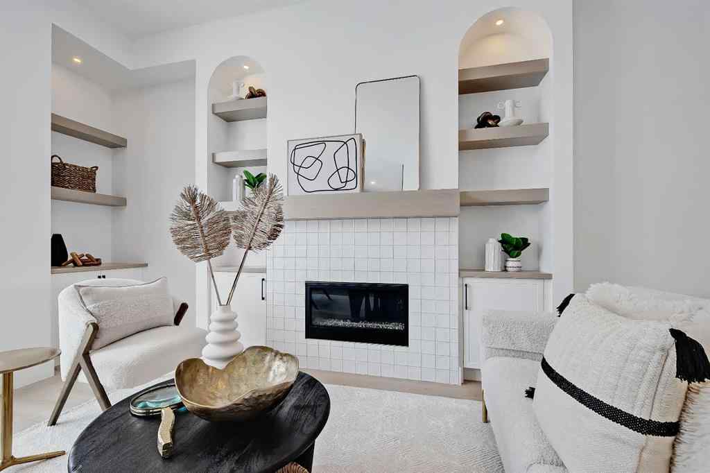 MLS® A2198942 - 215 25 Avenue NW in Tuxedo Park Calgary, Residential