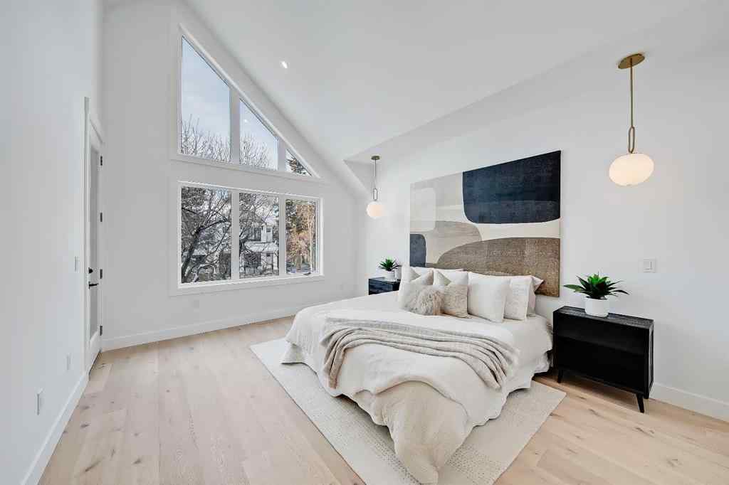 MLS® A2198942 - 215 25 Avenue NW in Tuxedo Park Calgary, Residential