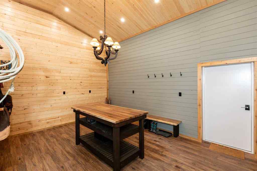 MLS® A2199015 - 34226 Range Road 43   in NONE Rural Mountain View County, Agri-Business