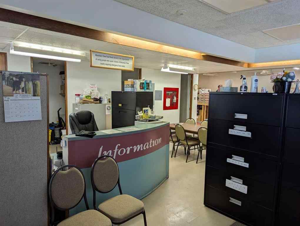 MLS® A2199038 - 5025 50 Street  in NONE Olds, Commercial