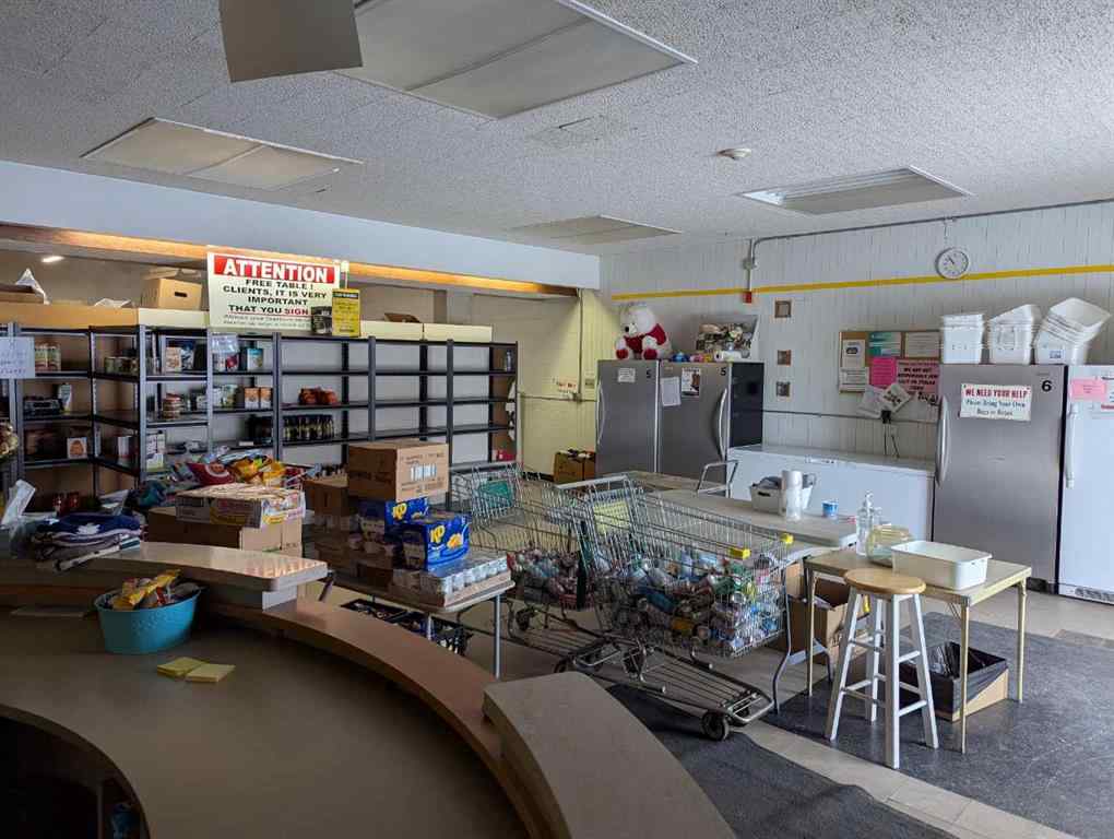 MLS® A2199038 - 5025 50 Street  in NONE Olds, Commercial