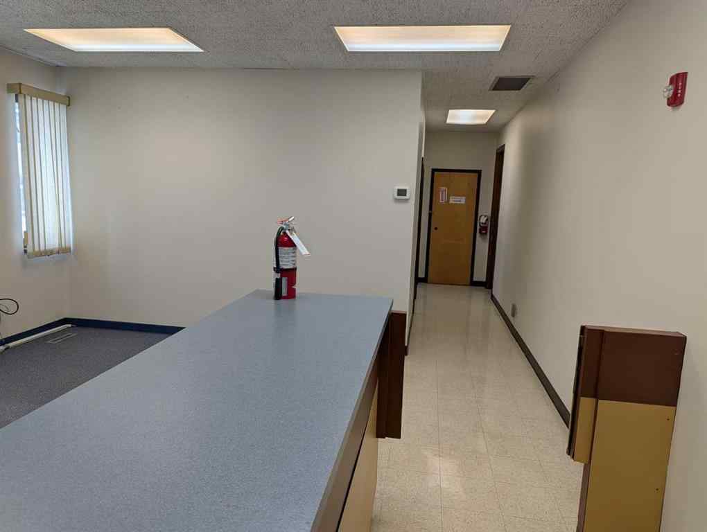 MLS® A2199038 - 5025 50 Street  in NONE Olds, Commercial