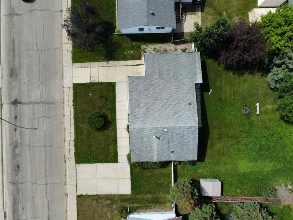 MLS® A2199147 - 300 Hammond Drive  in NONE Fox Creek, Residential