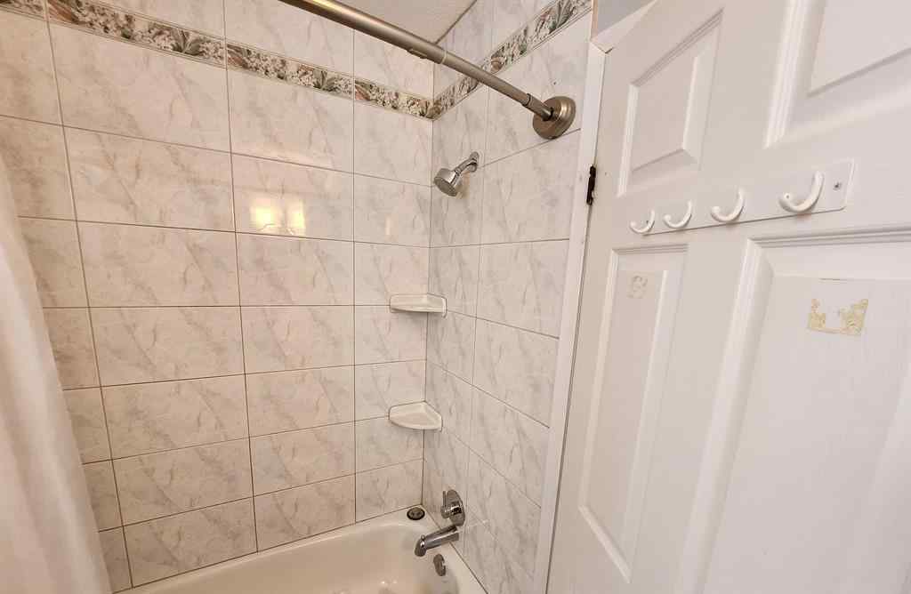 MLS® A2199147 - 300 Hammond Drive  in NONE Fox Creek, Residential