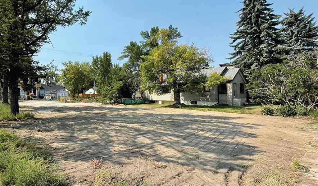 MLS® A2199166 - 1601 bowness Road NW in Hillhurst Calgary, Land