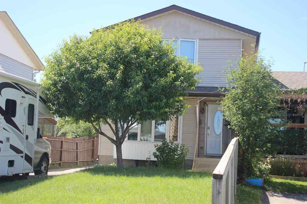MLS® A2199208 - 49A Fonda Green SE in Forest Heights Calgary, Residential