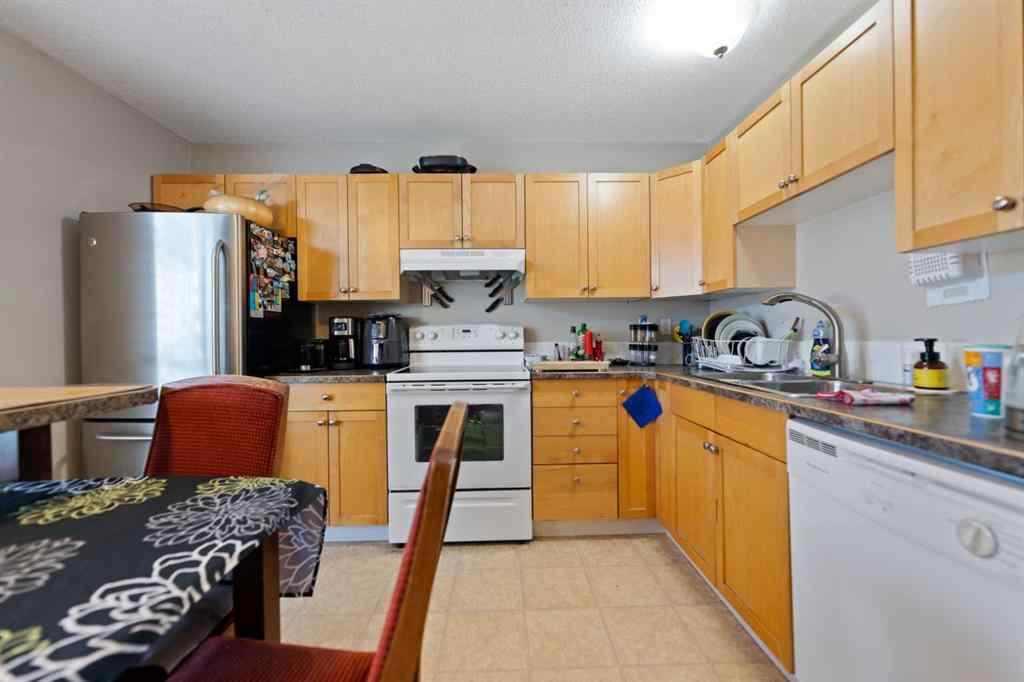 MLS® A2199208 - 49A Fonda Green SE in Forest Heights Calgary, Residential