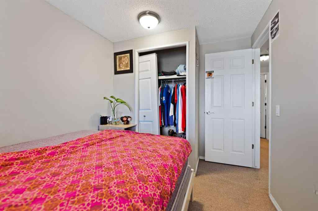 MLS® A2199208 - 49A Fonda Green SE in Forest Heights Calgary, Residential