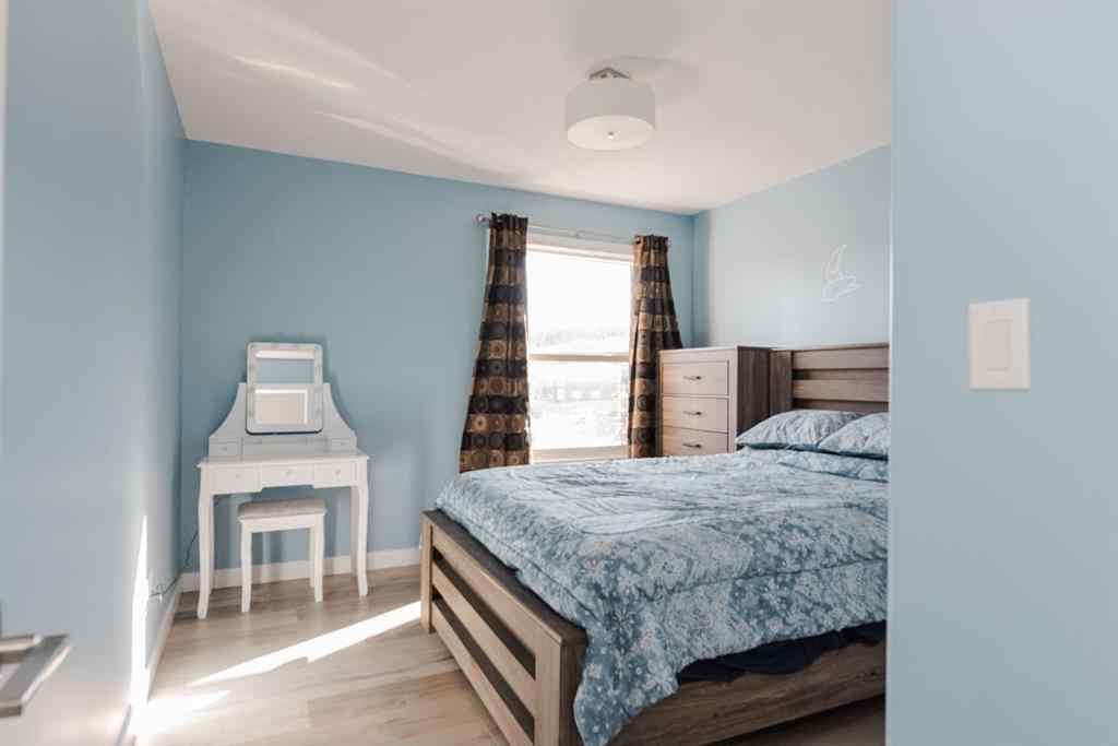 MLS® A2199257 - 101 Pearson Drive  in Waterways Fort McMurray, Residential