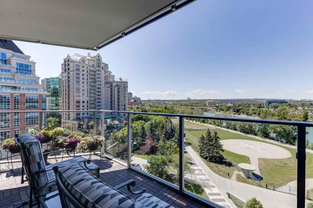 MLS® A2199261 - Unit #811 738 1 Avenue SW in Eau Claire Calgary, Residential