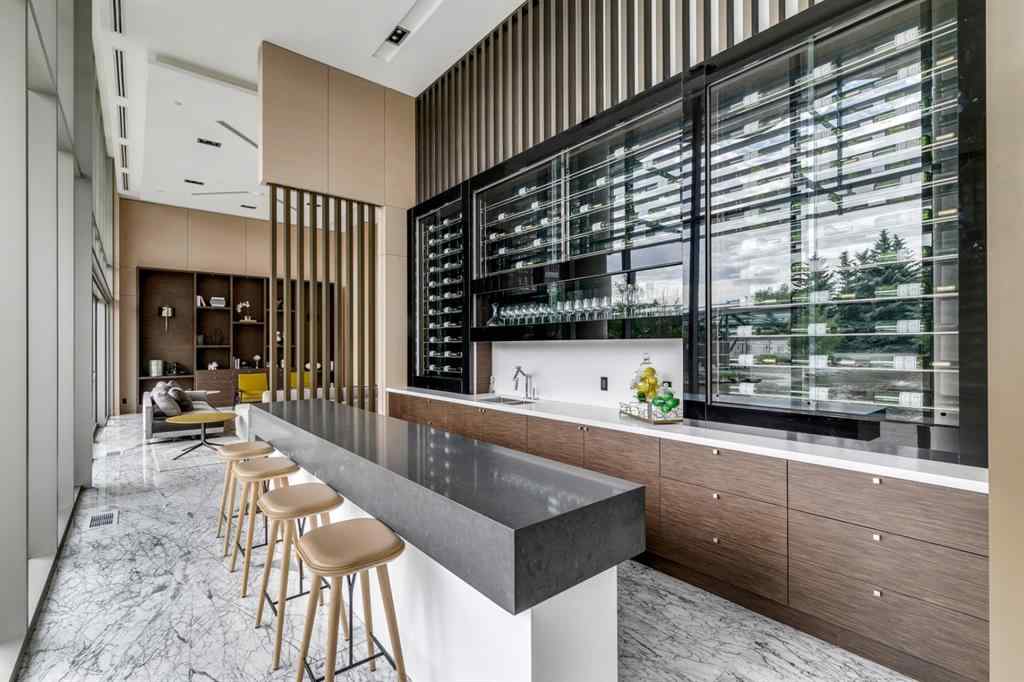 MLS® A2199261 - Unit #811 738 1 Avenue SW in Eau Claire Calgary, Residential