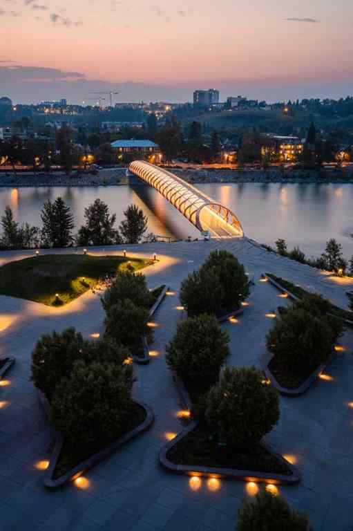 MLS® A2199261 - Unit #811 738 1 Avenue SW in Eau Claire Calgary, Residential