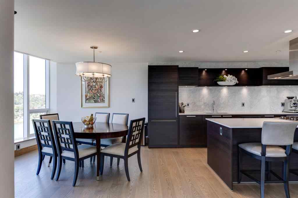 MLS® A2199261 - Unit #811 738 1 Avenue SW in Eau Claire Calgary, Residential