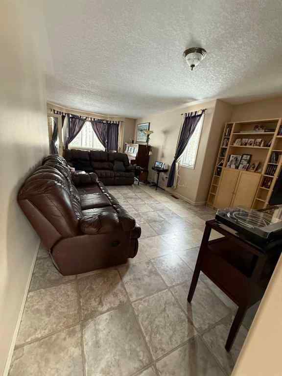 MLS® A2199284 - 10405 Chinchaga Drive  in NONE High Level, Residential