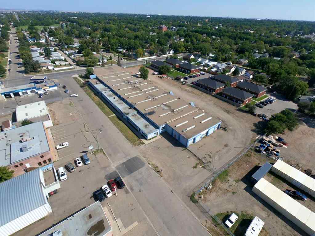 MLS® A2199480 - 443 10th Street N in Senator Buchanan Lethbridge, Commercial