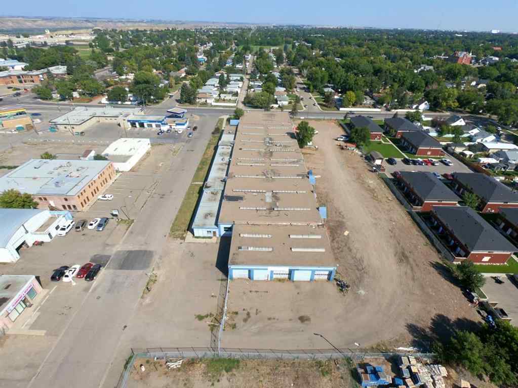 MLS® A2199480 - 443 10th Street N in Senator Buchanan Lethbridge, Commercial