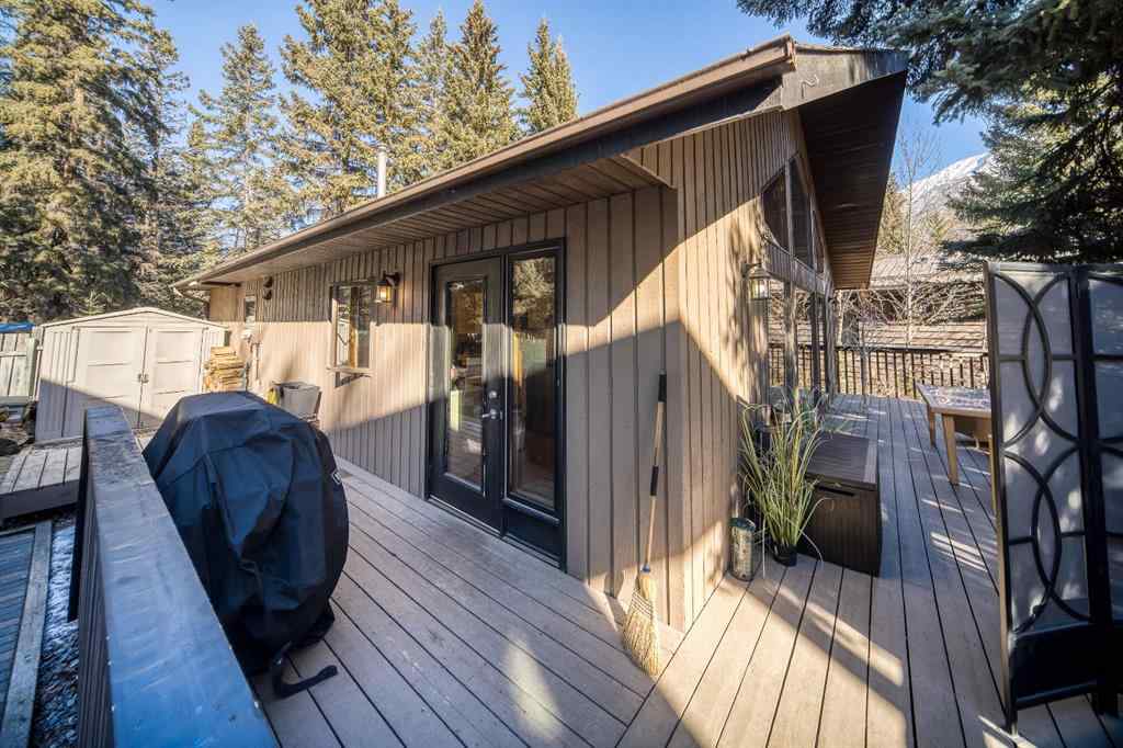MLS® A2199487 - 20 Pinewood Crescent  in Town Centre_Canmore Canmore, Residential