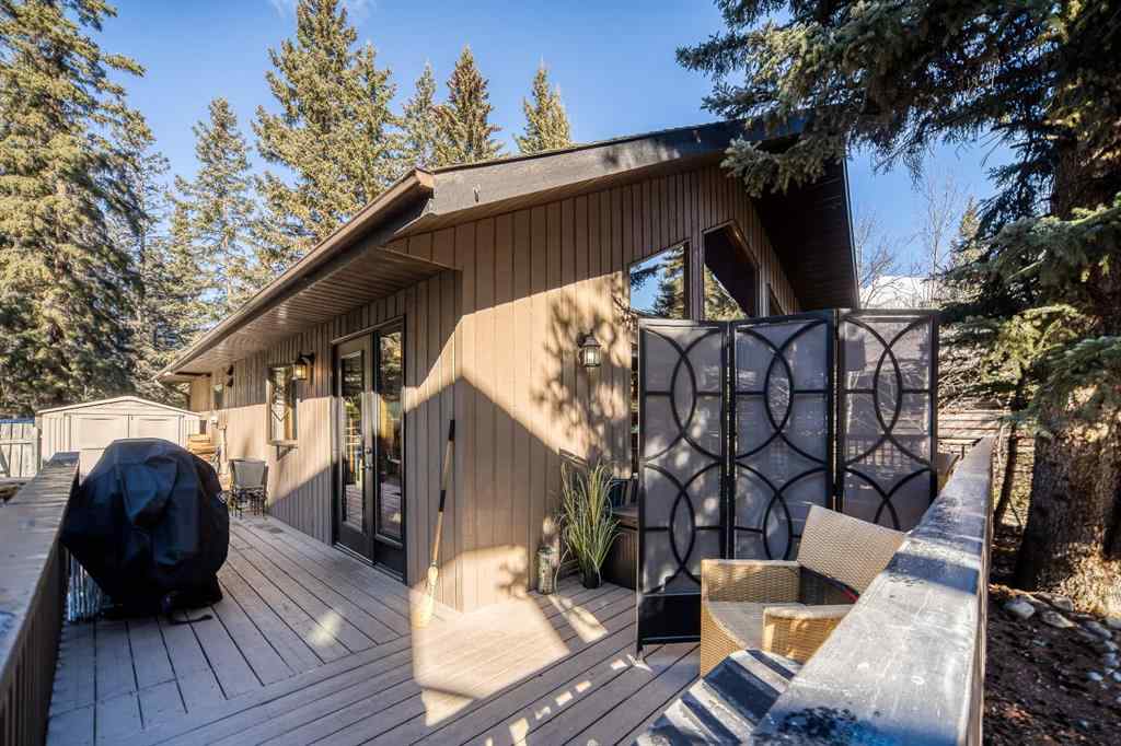 MLS® A2199487 - 20 Pinewood Crescent  in Town Centre_Canmore Canmore, Residential