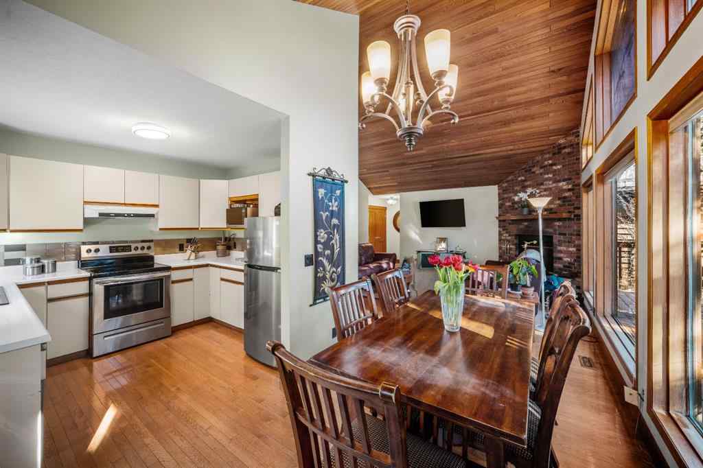 MLS® A2199487 - 20 Pinewood Crescent  in Town Centre_Canmore Canmore, Residential