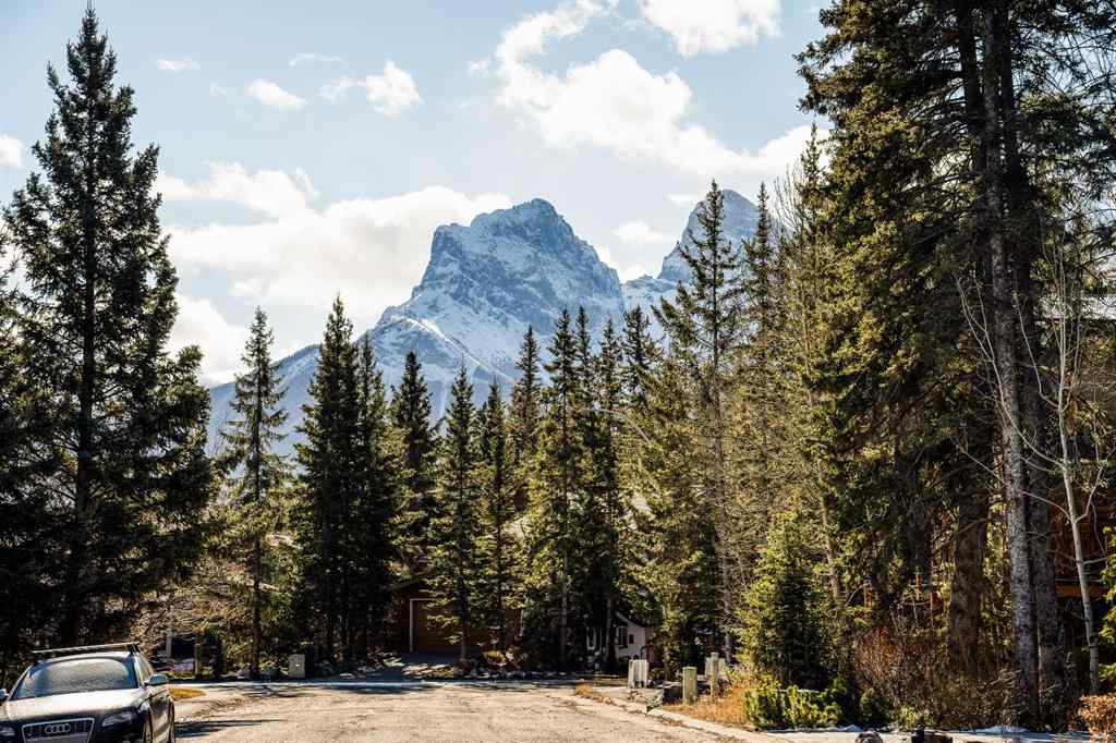 MLS® A2199487 - 20 Pinewood Crescent  in Town Centre_Canmore Canmore, Residential