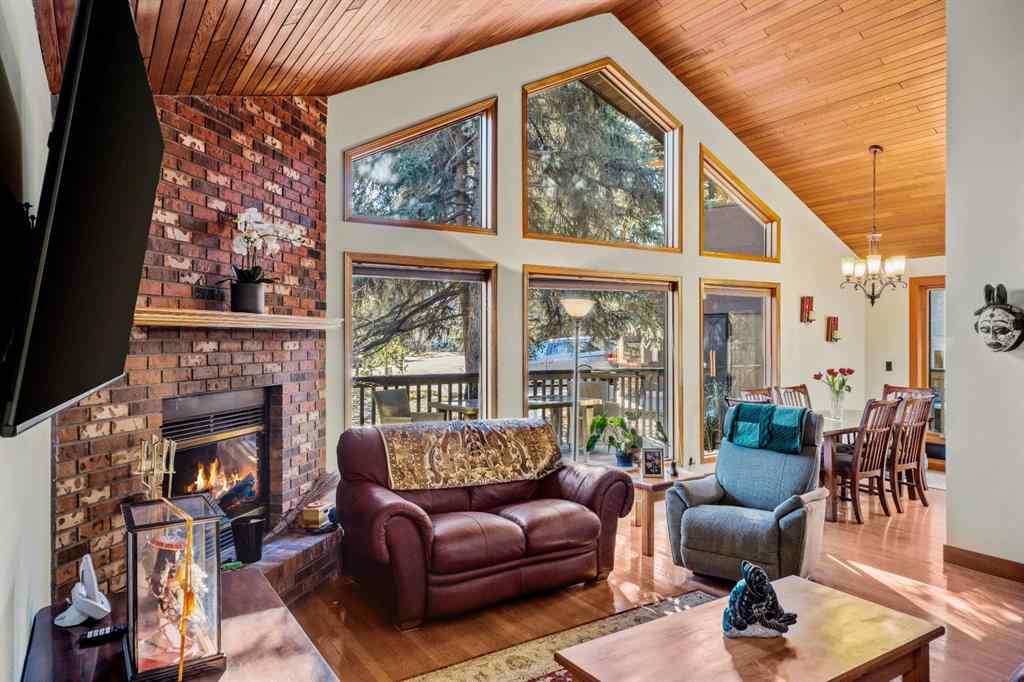 MLS® A2199487 - 20 Pinewood Crescent  in Town Centre_Canmore Canmore, Residential