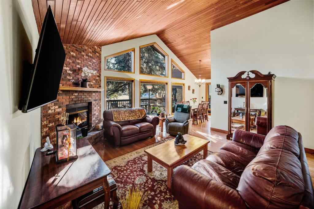 MLS® A2199487 - 20 Pinewood Crescent  in Town Centre_Canmore Canmore, Residential