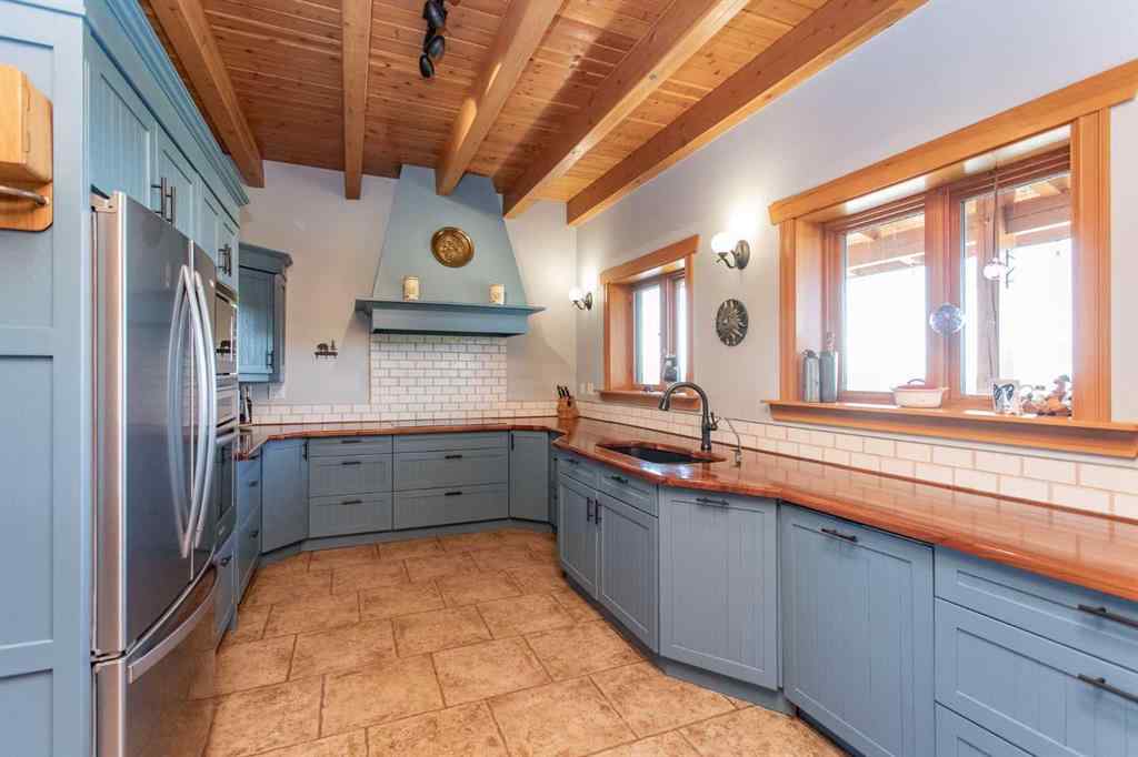 MLS® A2199491 - 41115 Range Road 272   in NONE Rural Lacombe County, Residential