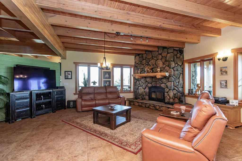 MLS® A2199491 - 41115 Range Road 272   in NONE Rural Lacombe County, Residential