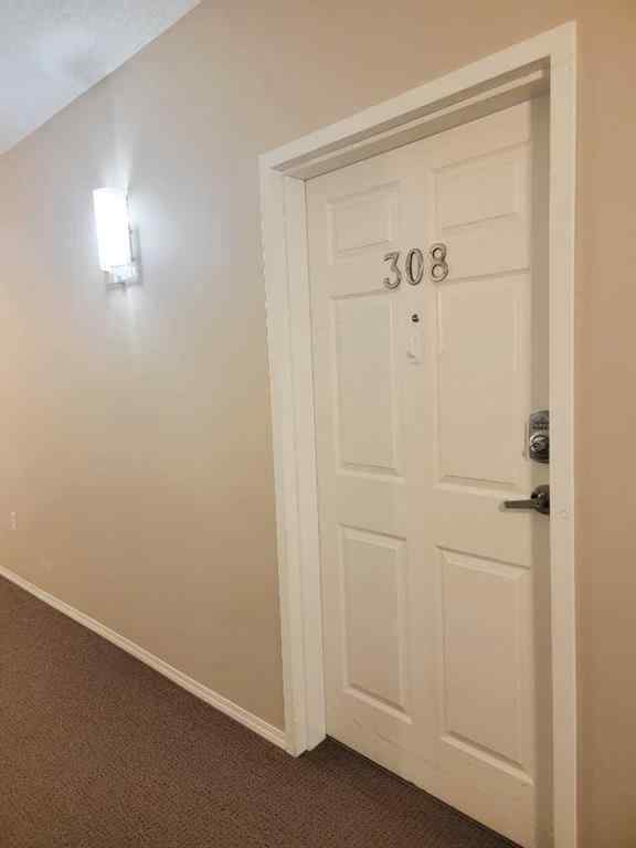 MLS® A2199492 - Unit #308 9810 94 Street  in Downtown Peace River, Residential
