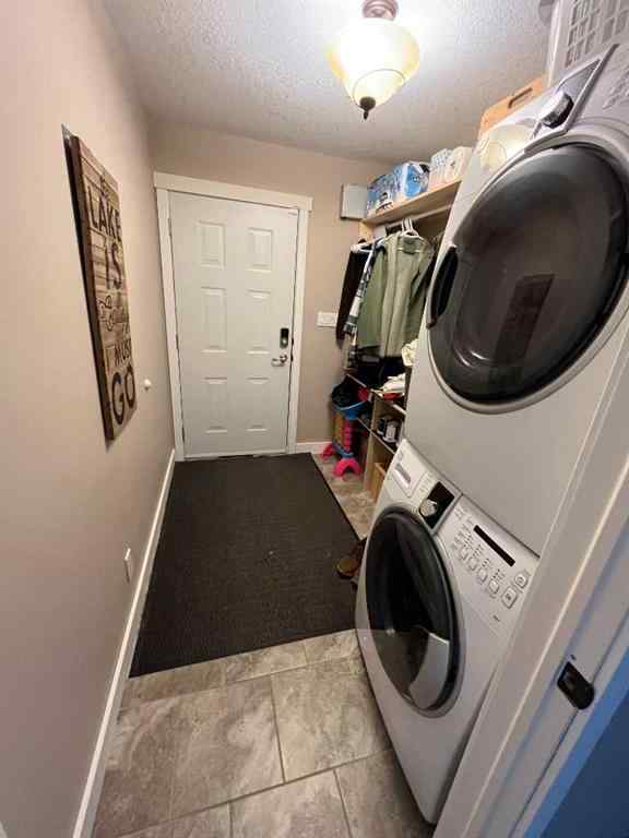 MLS® A2199505 - 151 Peace River Avenue   in NONE Joussard, Residential