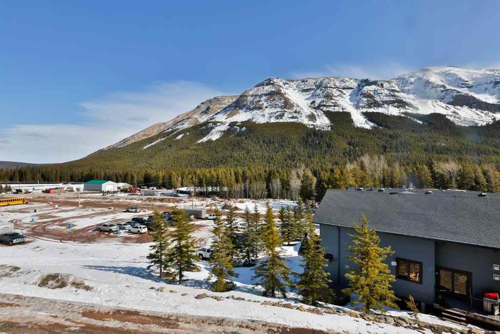 MLS® A2199544 - 433 Starlight Way  in Castle Mountain Resort Rural Pincher Creek No. 9, M.D. of, Residential