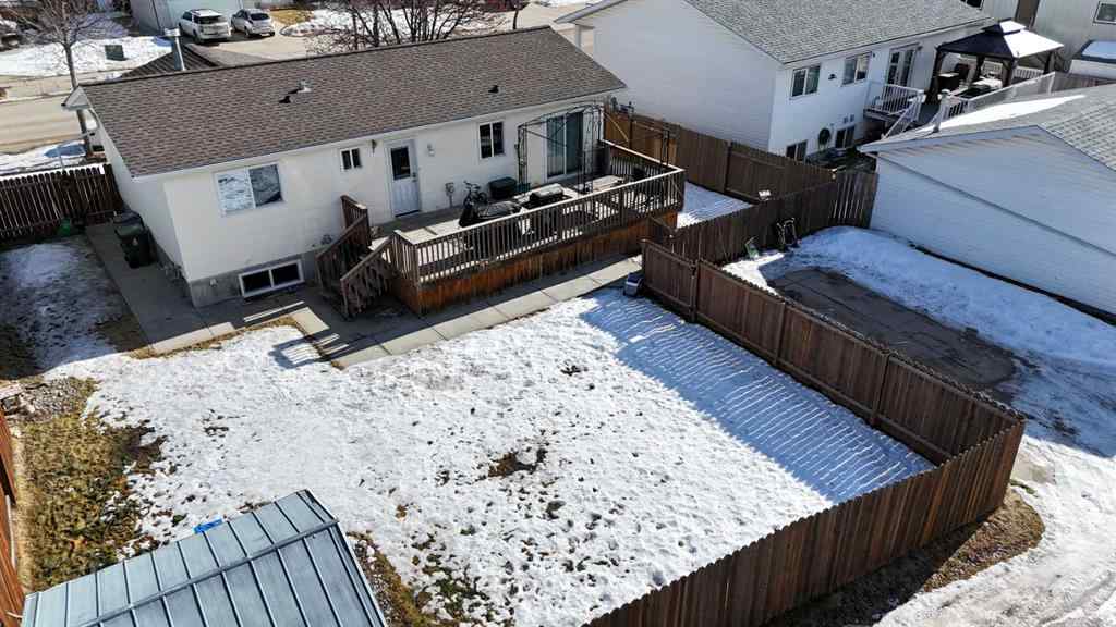 MLS® A2199603 - 1402 Edson Drive   in Edson Edson, Residential