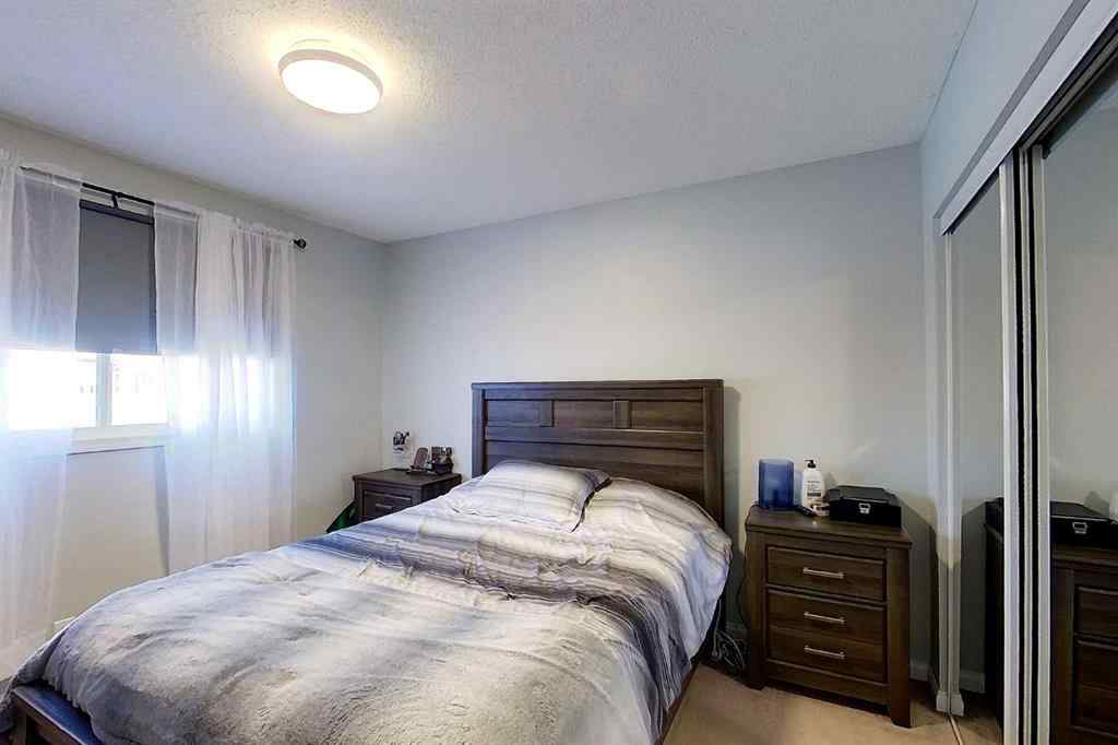 MLS® A2199603 - 1402 Edson Drive   in Edson Edson, Residential