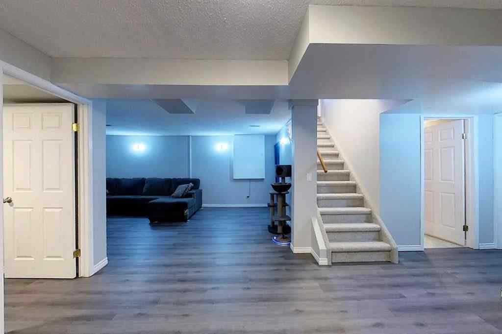 MLS® A2199603 - 1402 Edson Drive   in Edson Edson, Residential