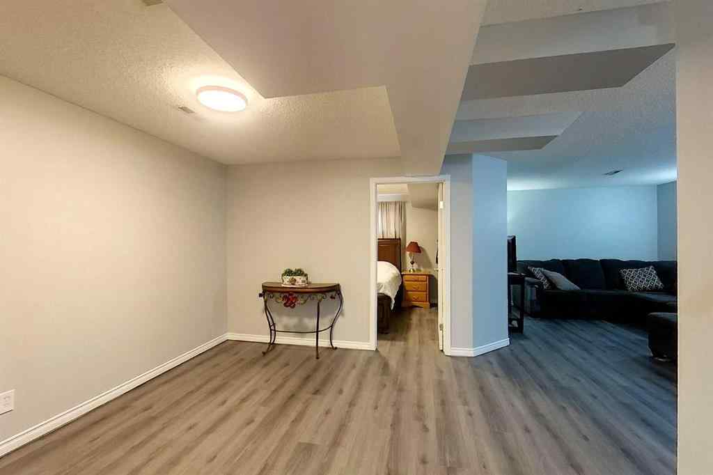 MLS® A2199603 - 1402 Edson Drive   in Edson Edson, Residential