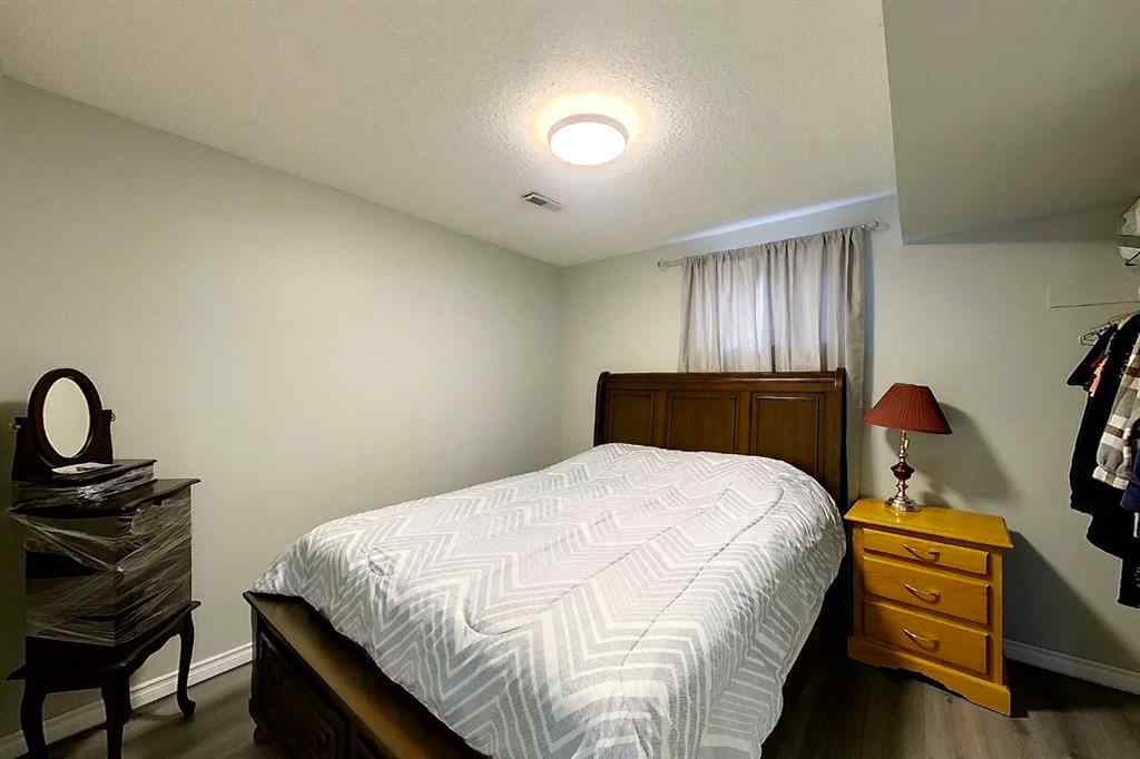 MLS® A2199603 - 1402 Edson Drive   in Edson Edson, Residential