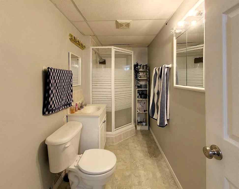 MLS® A2199603 - 1402 Edson Drive   in Edson Edson, Residential