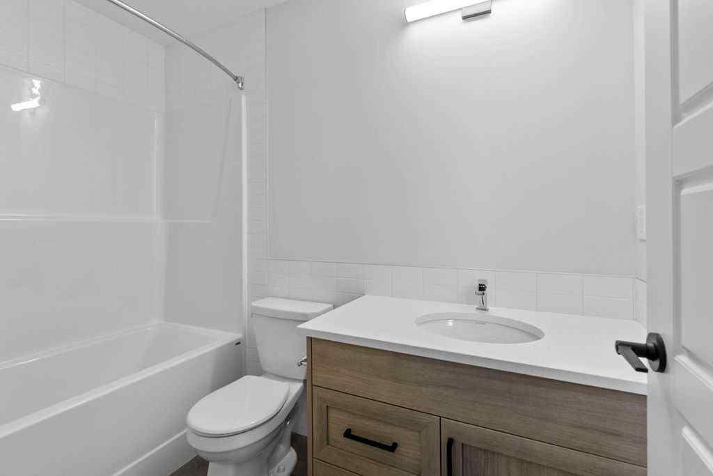 MLS® A2199712 - 1025 Reynolds Crescent SW in Coopers Crossing Airdrie, Residential