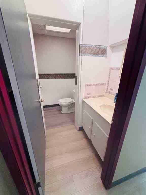 MLS® A2200066 - 4 3 Street SE in NONE Redcliff, Commercial