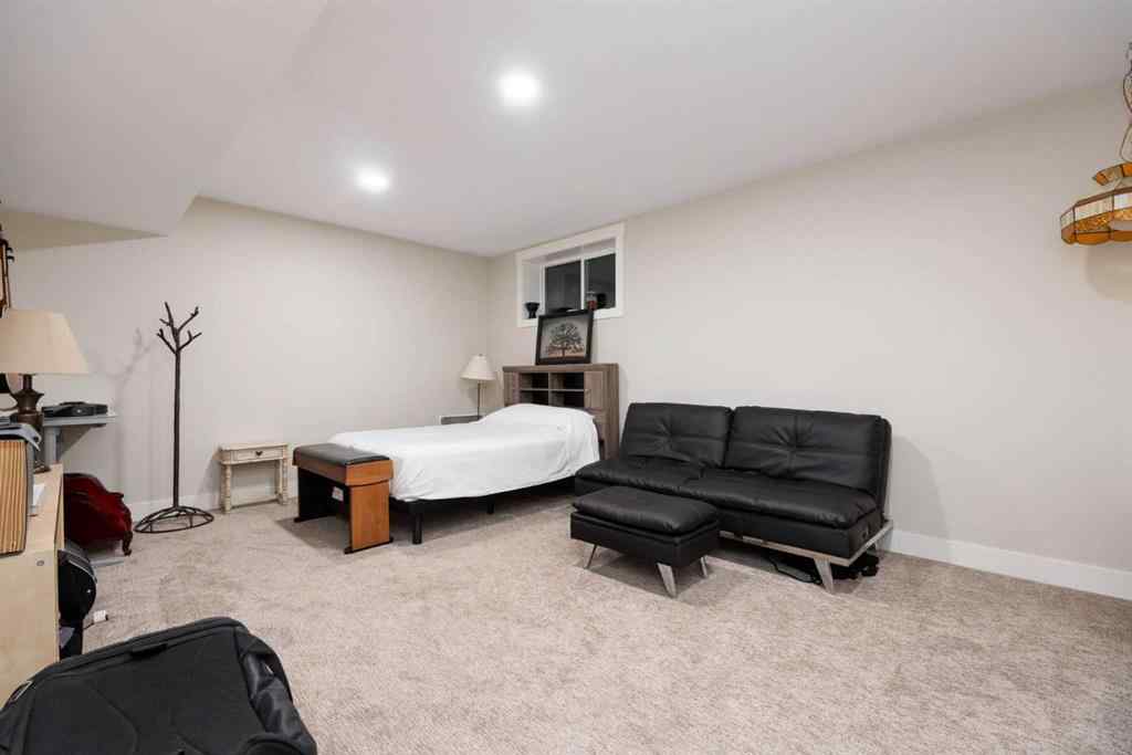 MLS® A2200390 - 6537A DRAPER Road  in Waterways Fort McMurray, Residential