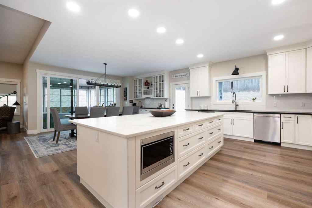 MLS® A2200390 - 6537A DRAPER Road  in Waterways Fort McMurray, Residential