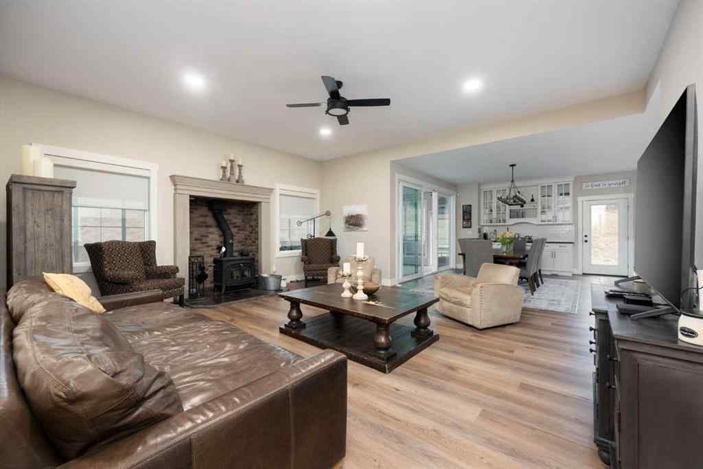 MLS® A2200390 - 6537A DRAPER Road  in Waterways Fort McMurray, Residential