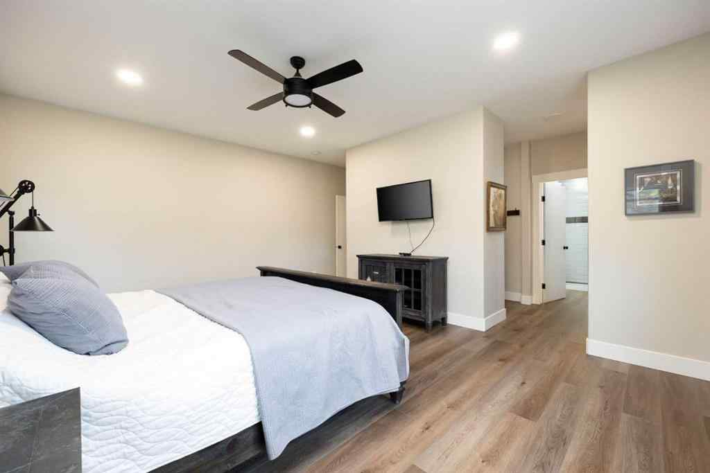 MLS® A2200390 - 6537A DRAPER Road  in Waterways Fort McMurray, Residential
