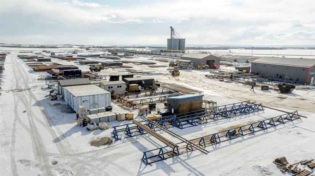 MLS® A2200435 - Unit #41 61027 Hwy 672   in Emerson Trail Industrial Park Rural Grande Prairie No. 1, County of, Commercial