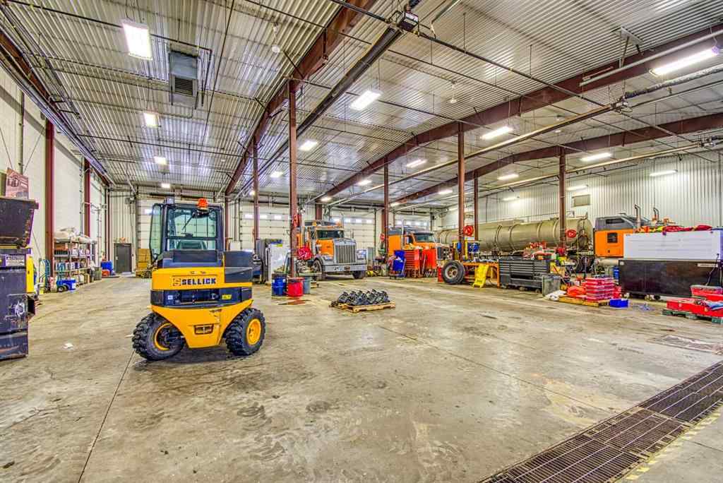 MLS® A2200435 - Unit #41 61027 Hwy 672   in Emerson Trail Industrial Park Rural Grande Prairie No. 1, County of, Commercial