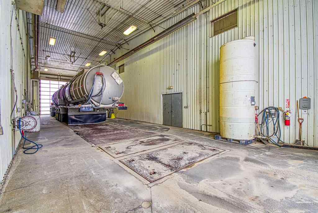 MLS® A2200435 - Unit #41 61027 Hwy 672   in Emerson Trail Industrial Park Rural Grande Prairie No. 1, County of, Commercial