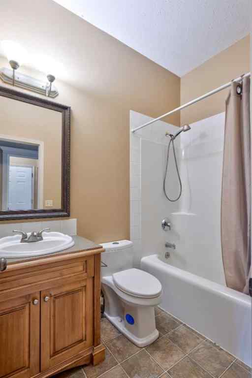 MLS® A2200469 - 206 Parkview Estates  in Parkwood Strathmore, Residential