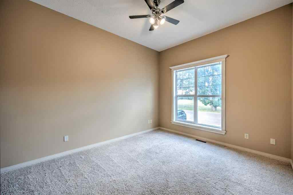 MLS® A2200469 - 206 Parkview Estates  in Parkwood Strathmore, Residential