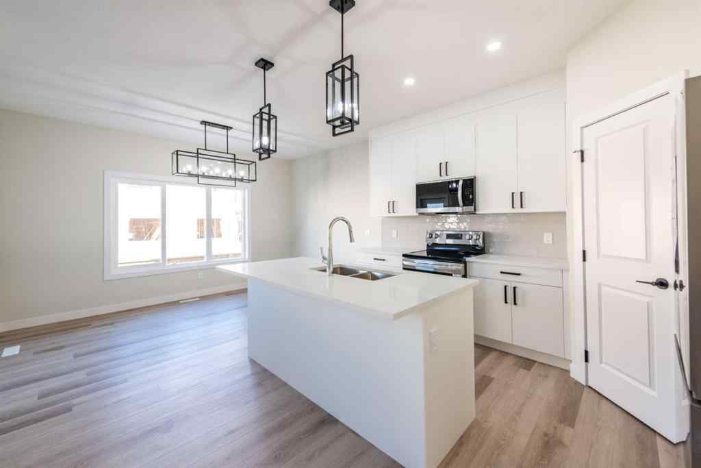 MLS® A2200487 - 84 Waterford Manor  in NONE Chestermere, Residential