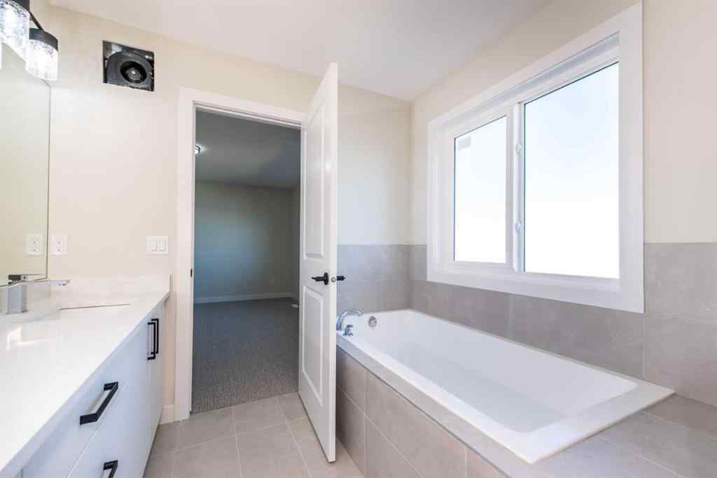 MLS® A2200487 - 84 Waterford Manor  in NONE Chestermere, Residential